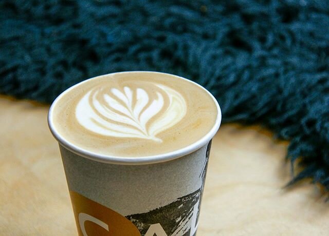 Coziness for this wintery spring day ☕️